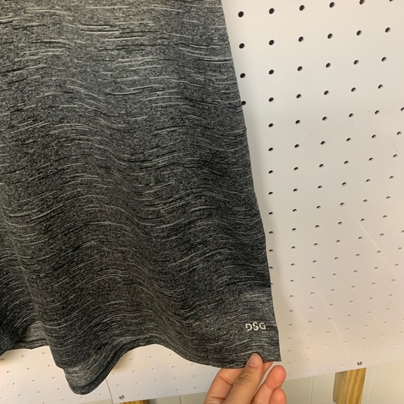 Men's DSG Dry-Fit Shirt Size Large - Picture 4 of 4